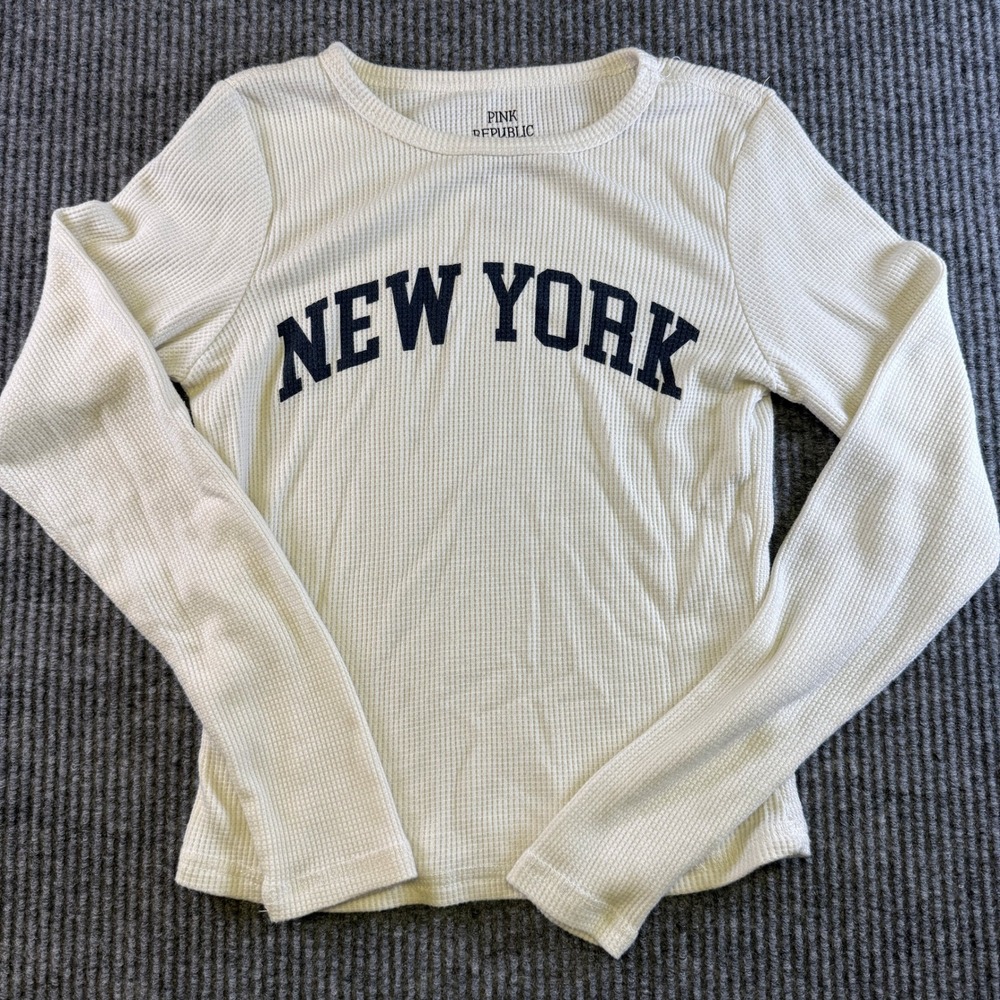 Pink Republic Womens New York Waffle Knit Long Sleeve Graphic Top Cream Small